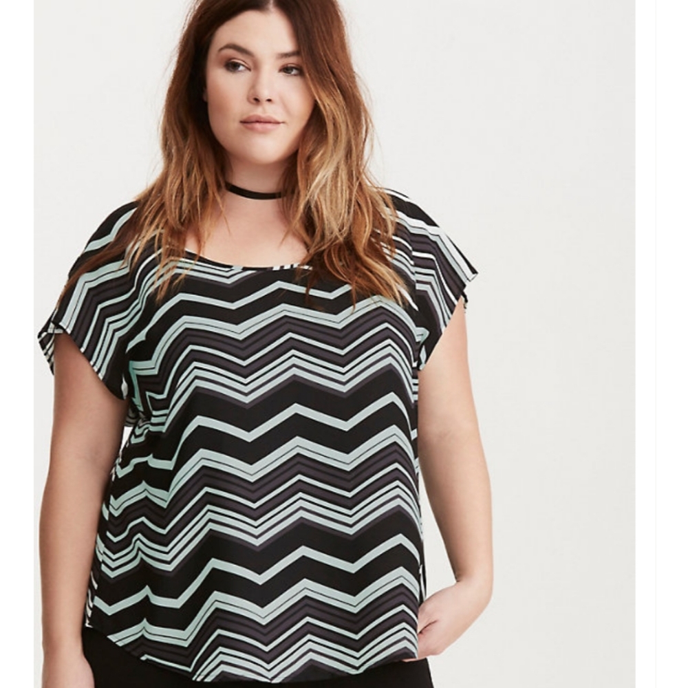 Torrid Chevron Patter Blouse Sz 3X